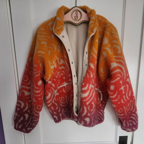 Free People Hit The Slopes Printed Fleece, Like New, Size M - Picture 7 of 8
